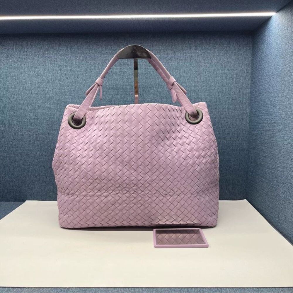 Bv Women Pre-Loved Bag Very Good Condition